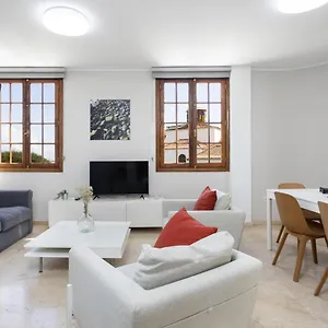 https://home2book-charming-apartment-santa-cruz-skyline.adeje-hotels.com